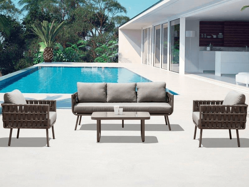 outdoor-furniture-set